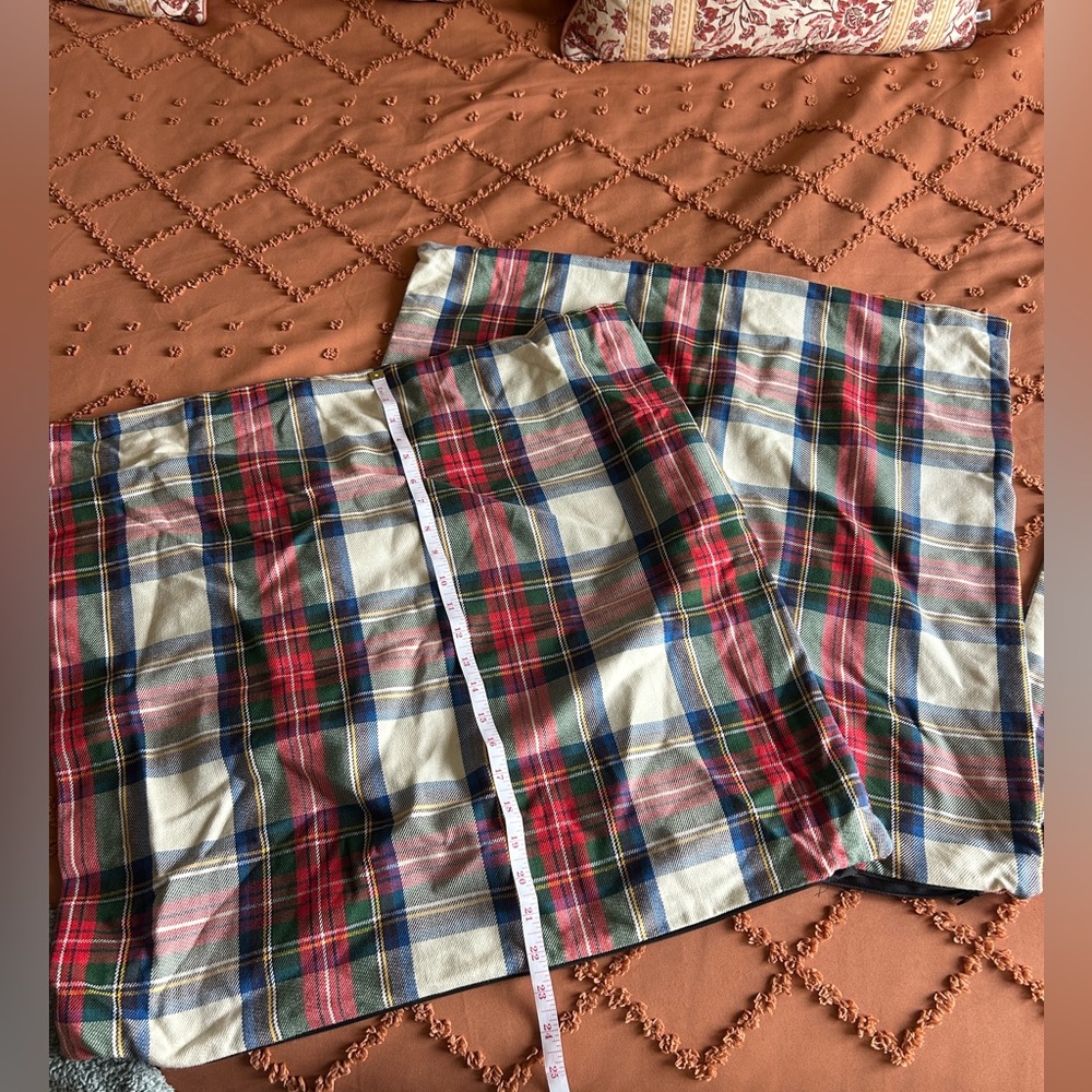 Classic Plaid Accent Pillow Cover Set 22 x 22
